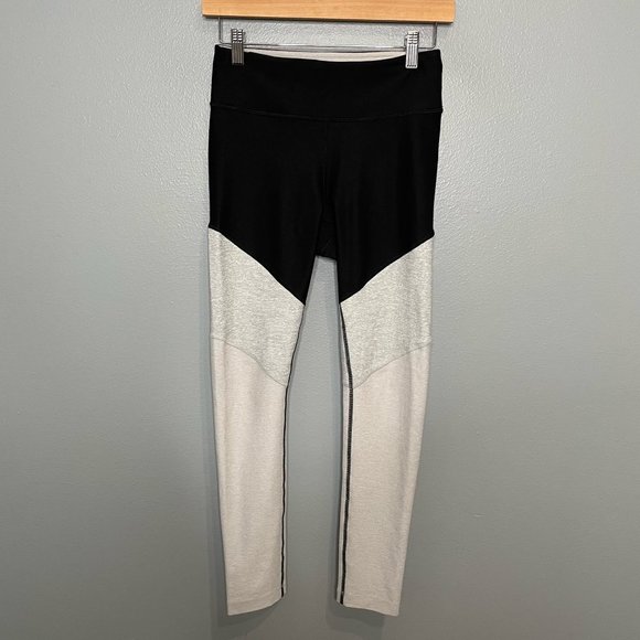 OUTDOOR VOICES Gray/Black/White Colorblock Springs 7/8 Length Leggings sz S - Picture 1 of 7